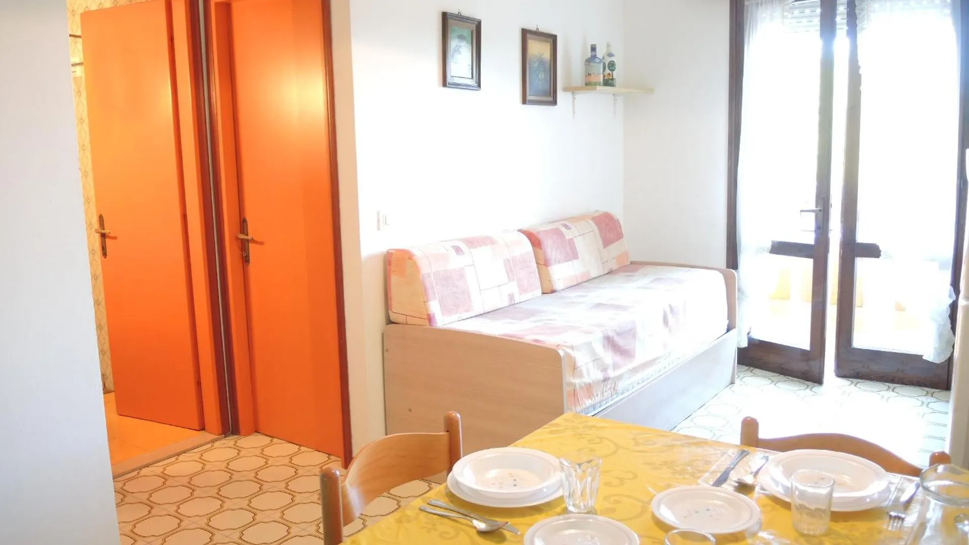 Condominio Pianeti Bibione 0*,